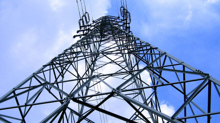 REF: TRAT20181107001 - Gestión de cables eléctricos para maquinaria móvil para la construcción