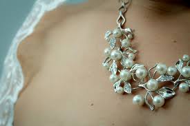 Ref. BRDE20190625001 Diseñador alemán de joyas y accesorios busca un proveedor de materiales
