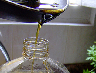 Ref. BRPT20170221001 Productor portugués de ecodiésel busca proveedores de aceite de cocina usado para establecer acuerdos de comercialización o distribución